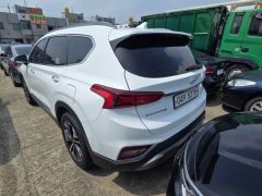 Photo of the vehicle Hyundai Santa Fe