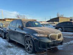 Photo of the vehicle BMW X5