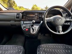 Сүрөт унаа Toyota Wish