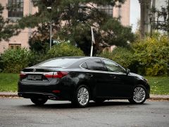 Photo of the vehicle Lexus ES