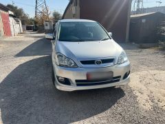 Сүрөт унаа Toyota Ipsum