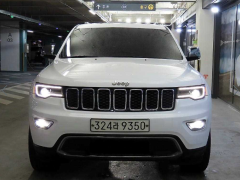 Сүрөт унаа Jeep Cherokee