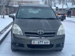 Сүрөт унаа Toyota Corolla Verso