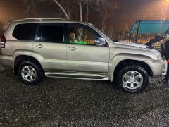 Сүрөт унаа Toyota Land Cruiser Prado