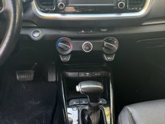 Фото авто Kia Stonic