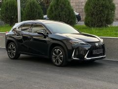 Фото авто Lexus UX