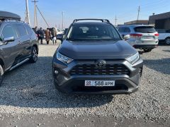 Сүрөт унаа Toyota RAV4