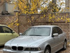 Photo of the vehicle BMW 5 Series