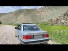 Сүрөт унаа Audi 100