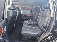 Photo of the vehicle Lexus LX