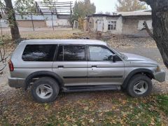 Сүрөт унаа Mitsubishi Montero Sport