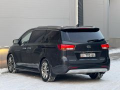 Сүрөт унаа Kia Carnival