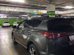 Сүрөт унаа Toyota RAV4