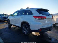 Сүрөт унаа Toyota Highlander