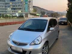 Фото авто Honda Fit