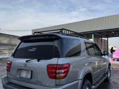 Сүрөт унаа Toyota Sequoia