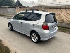 Photo of the vehicle Honda Fit