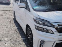 Сүрөт унаа Toyota Vellfire