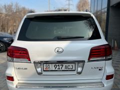 Сүрөт унаа Lexus LX