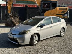 Фото авто Toyota Prius