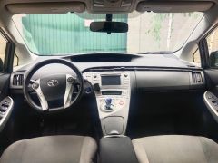 Фото авто Toyota Prius