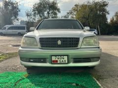 Photo of the vehicle Toyota Crown