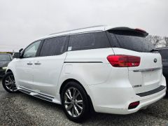 Photo of the vehicle Kia Carnival