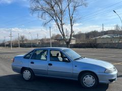 Сүрөт унаа Daewoo Nexia