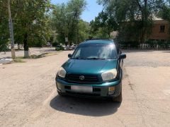 Сүрөт унаа Toyota RAV4