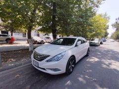 Photo of the vehicle Hyundai Sonata