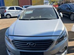 Photo of the vehicle Hyundai Sonata