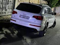 Photo of the vehicle Audi Q7