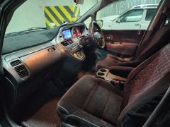 Фото авто Honda Odyssey