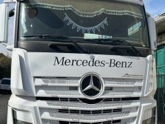 Фото авто Mercedes-Benz 4x2