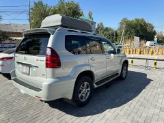 Photo of the vehicle Lexus GX