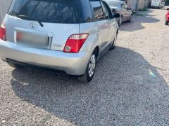 Сүрөт унаа Toyota Ist