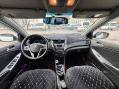 Фото авто Hyundai Solaris