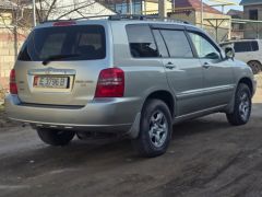 Photo of the vehicle Toyota Highlander