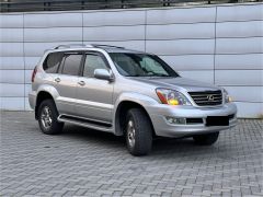 Photo of the vehicle Lexus GX