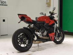 Photo of the vehicle Ducati Streetfighter