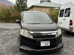 Фото авто Honda Stepwgn