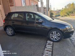 Photo of the vehicle Volkswagen Golf