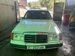 Фото авто Mercedes-Benz W124