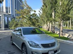 Сүрөт унаа Toyota Crown