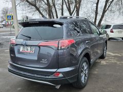 Сүрөт унаа Toyota RAV4