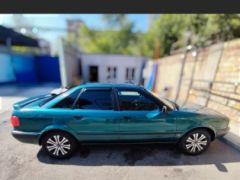 Photo of the vehicle Audi 80