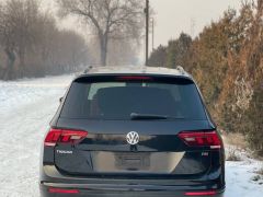 Фото авто Volkswagen Tiguan