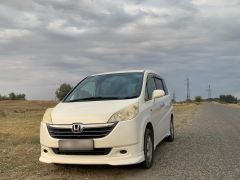 Фото авто Honda Stepwgn