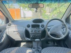 Фото авто Toyota Vitz