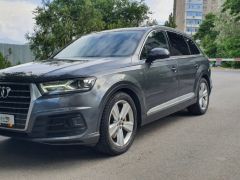 Photo of the vehicle Audi Q7